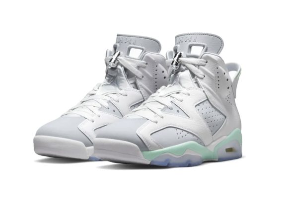 Jordan 6 Retro Mint Foam (W)