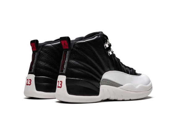 Air Jordan 12 Playoffs 2022