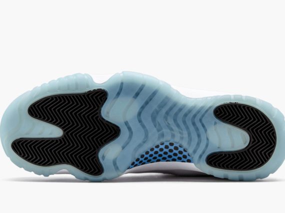 Air Jordan 11 Retro Legend Blue