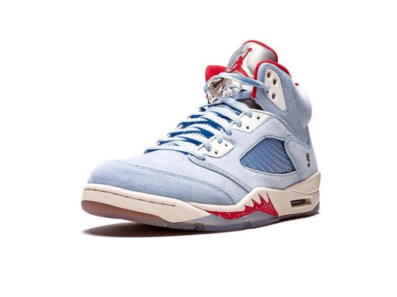 TROPHY ROOM X AIR JORDAN 5 RETRO ‘ICE BLUE’
