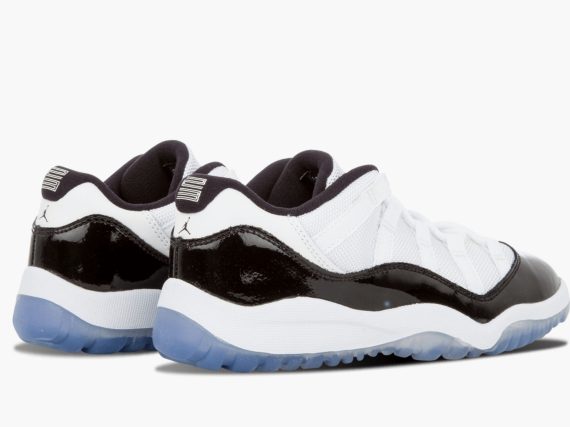 Air Jordans 11 'Concord'
