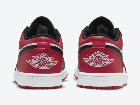 Air Jordan 1 Low Bred Toe