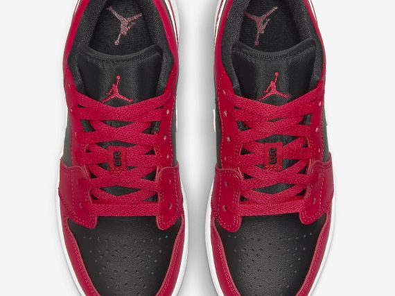 Air Jordan 1 Low GS Very Berry