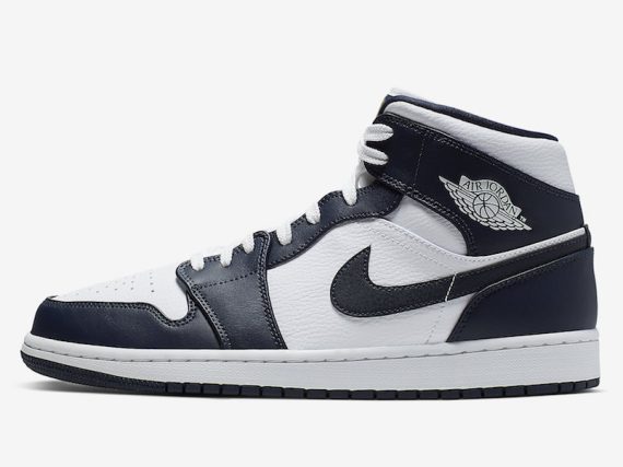 Air Jordan 1 Mid In Navy And Gold