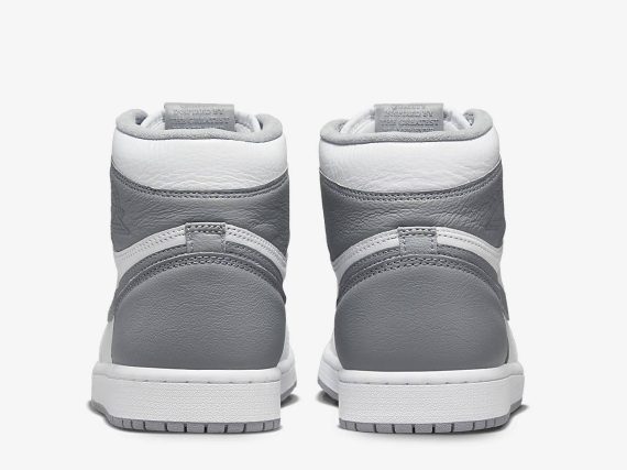 Air Jordan 1 High OG Stealth