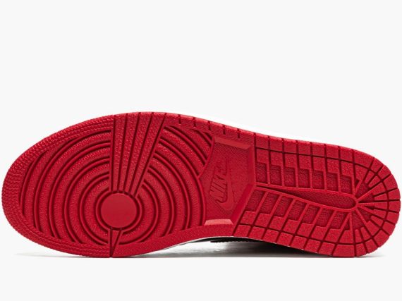 Air Jordan 1 High OG Patent Bred