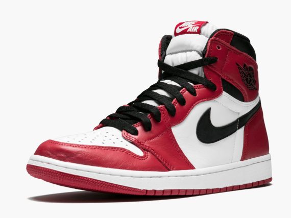 Air Jordan 1 Retro High OG Chicago