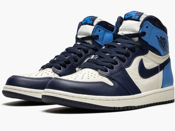 Jordan 1 Retro High Obsidian UNC