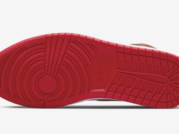 Air Jordan 1 High OG Heritage