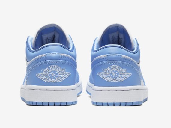 Air Jordan 1 Low UNC