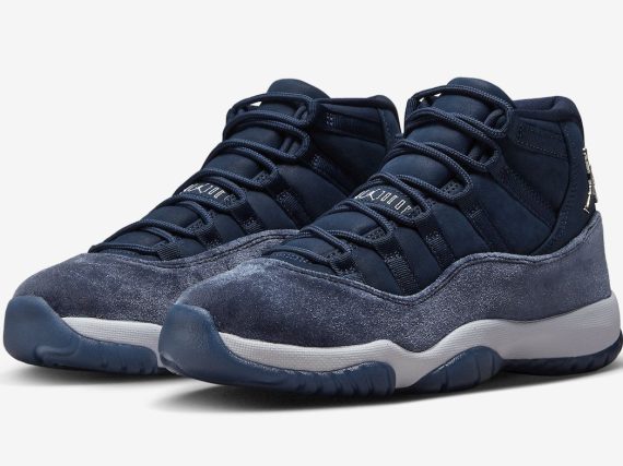 Air Jordan 11 WMNS Midnight Navy