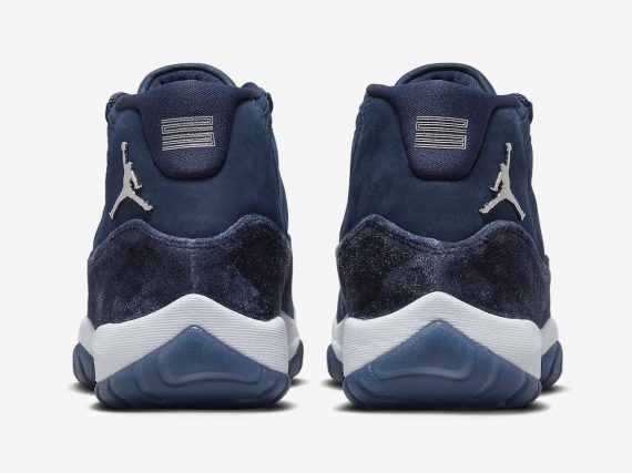 Air Jordan 11 WMNS Midnight Navy