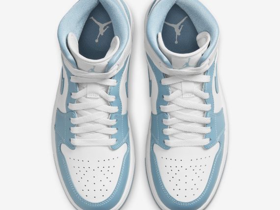 Air Jordan 1 Mid UNC