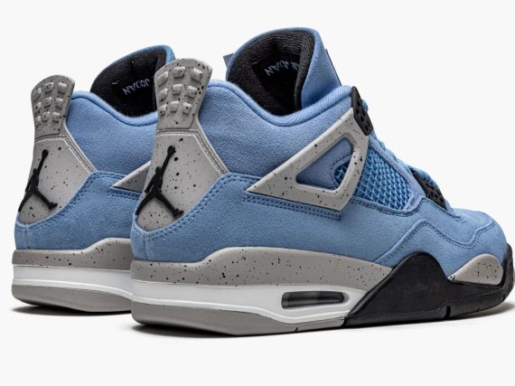 Air Jordans 4 Retro 'University Blue'