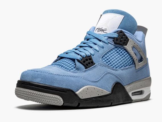 Air Jordans 4 Retro 'University Blue'