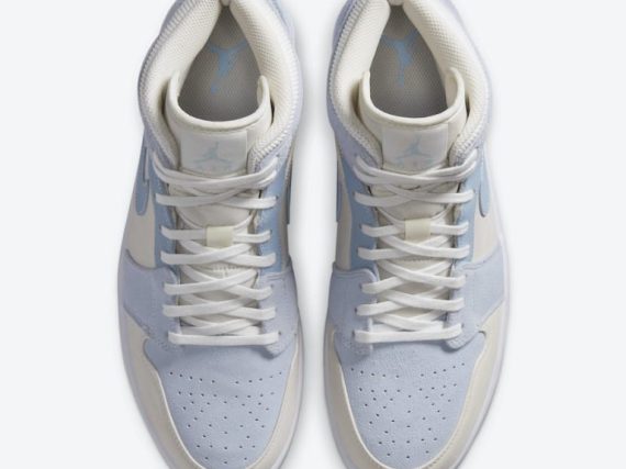 Air Jordan 1 Mid Light Grey