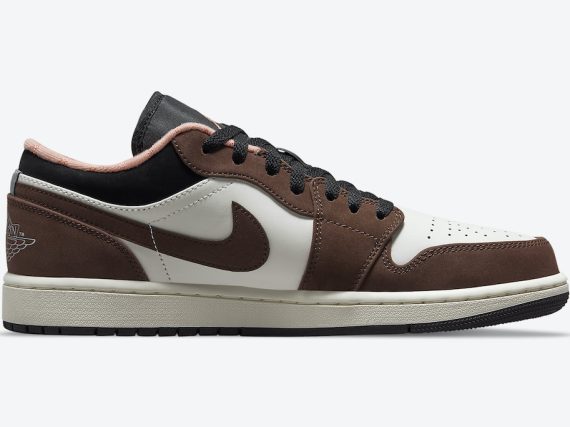 Air Jordan 1 Low Light Chocolate