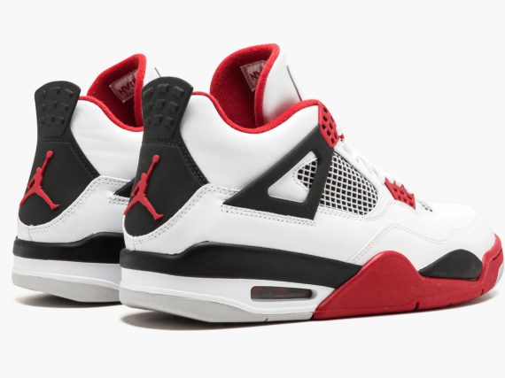 Air Jordans 4 'Fire Red'