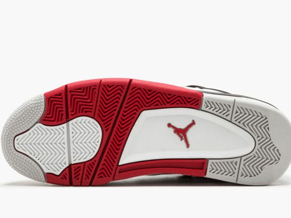 Air Jordans 4 'Fire Red'
