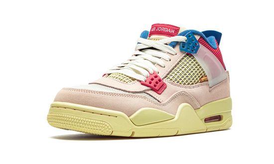 Air Jordans 4 Retro SP 'Union' Guava Ice