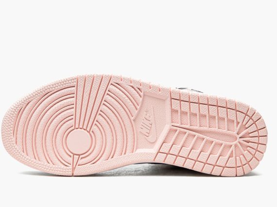 Air Jordan 1 High OG Bubble Gum