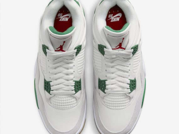 Nike SB x Air Jordan 4  Pine Green