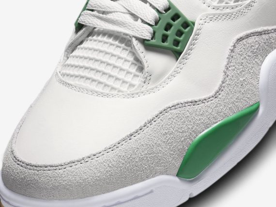 Nike SB x Air Jordan 4  Pine Green
