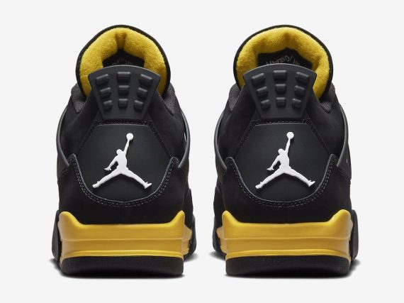 Air Jordan 4 Thunder 2023 Black/Tour Yellow