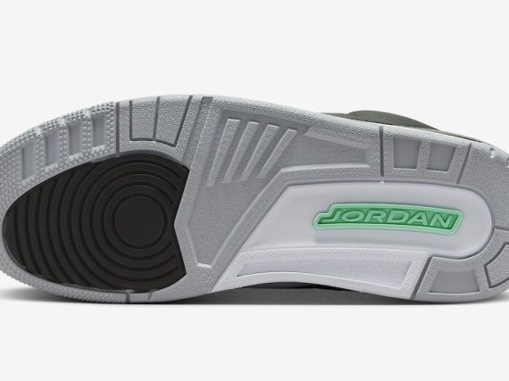 Air Jordan 3 Green Glow