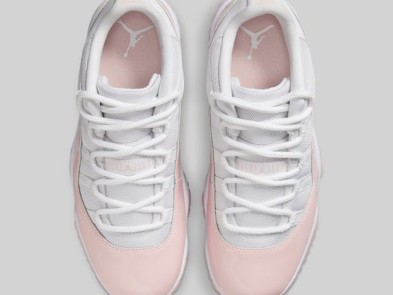 Air Jordan 11 Low WMNS Legend Pink