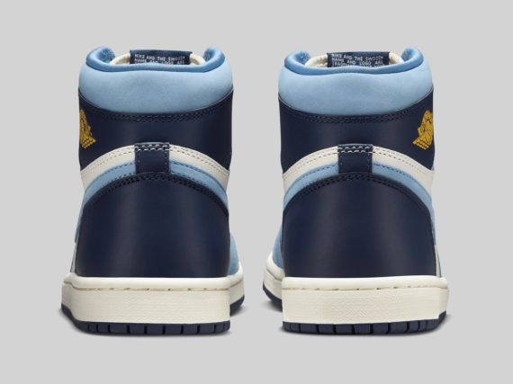 Air Jordan 1 High OG First in Flight