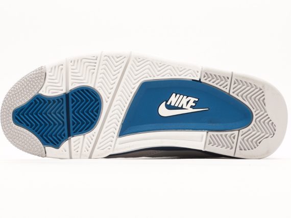 Air Jordan 4 Retro Military Blue 2024