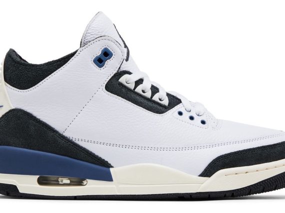 Air Jordan 3 Retro OG SP A Ma Maniere Diffused Blue