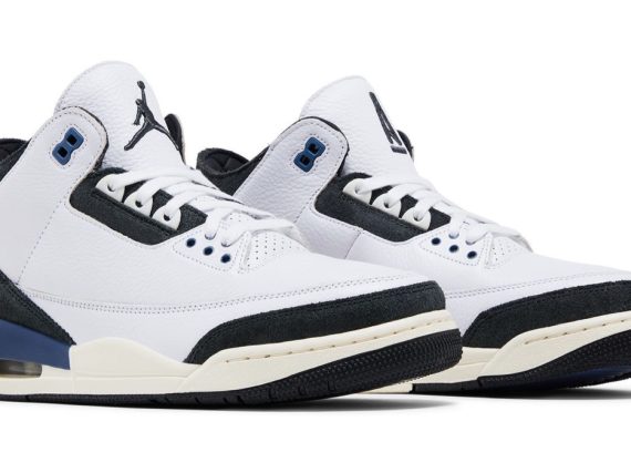 Air Jordan 3 Retro OG SP A Ma Maniere Diffused Blue