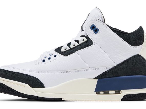 Air Jordan 3 Retro OG SP A Ma Maniere Diffused Blue