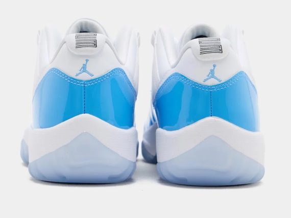 Air Jordan 11 Retro Low University Blue 2026